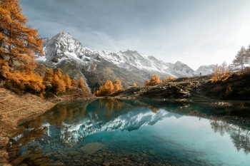 Entre lac et montagnes