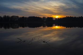 Abendruhe, wo der Himmel die Erde berührt.